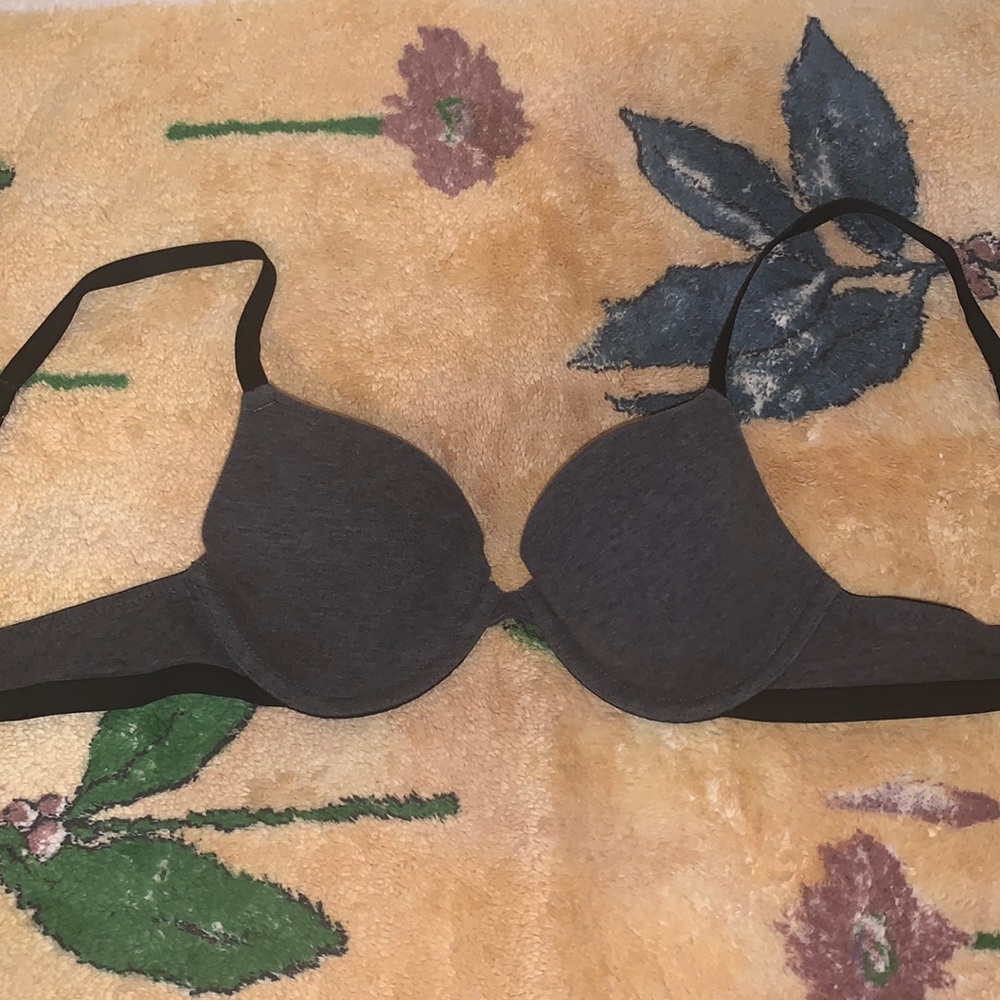 Xhilaration 32A Gray T-Shirt Bra